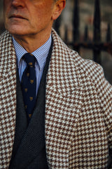 FD169 : The Sienna Dogtooth