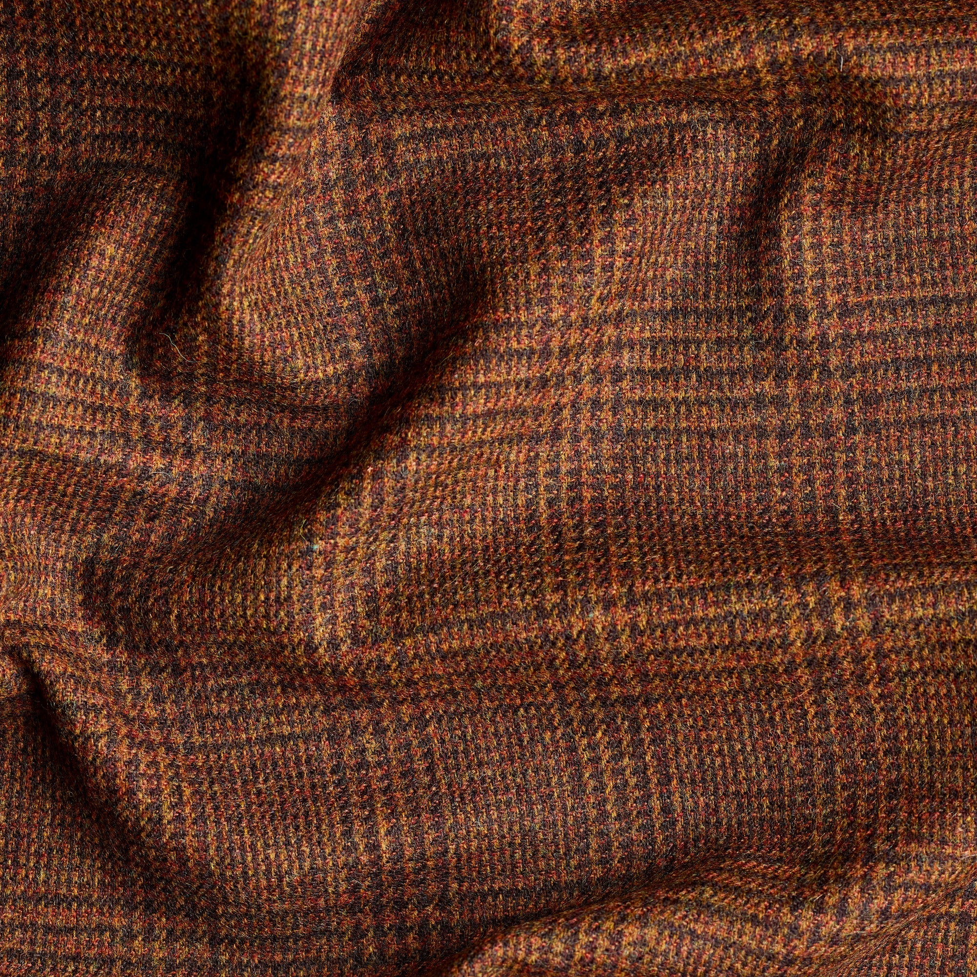 TD28 : Autumn Brown Prince of Wales Check Tweed