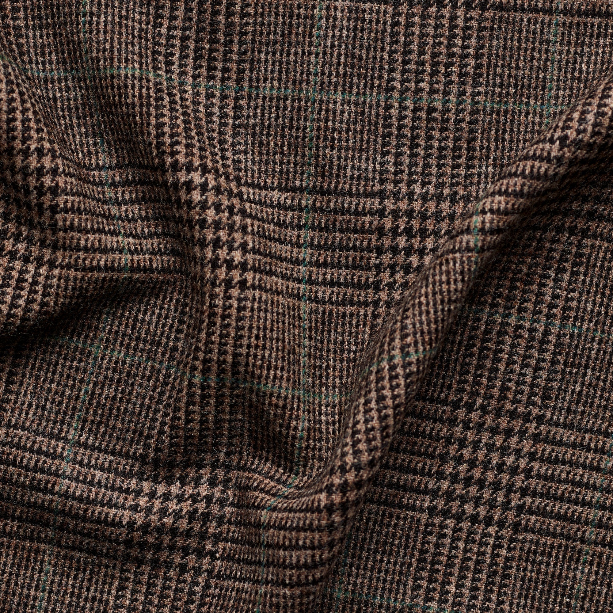 TD35 : Brown Prince of Wales Check Tweed with Green Deco – Fox