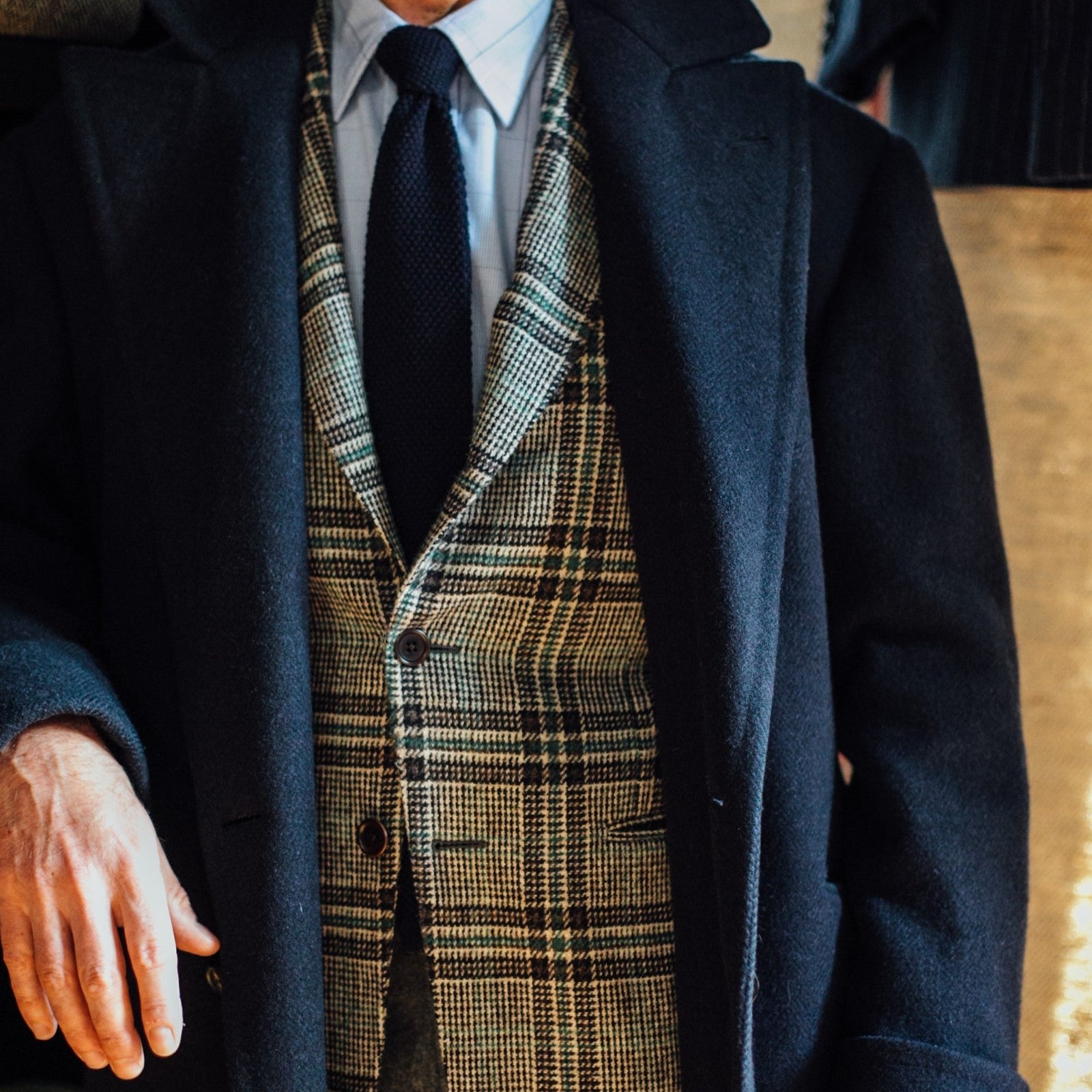 TD48 : Chocolate, Taupe and Emerald Check Tweed – Fox Brothers