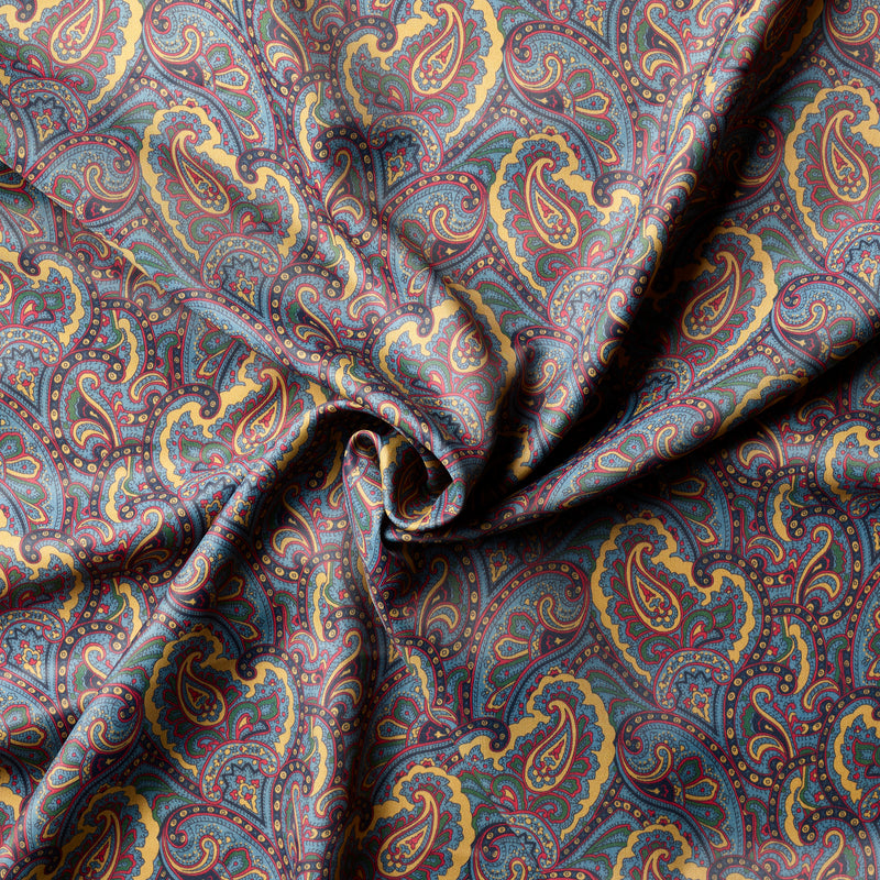 PL16 : Fox Lining Multi Paisley