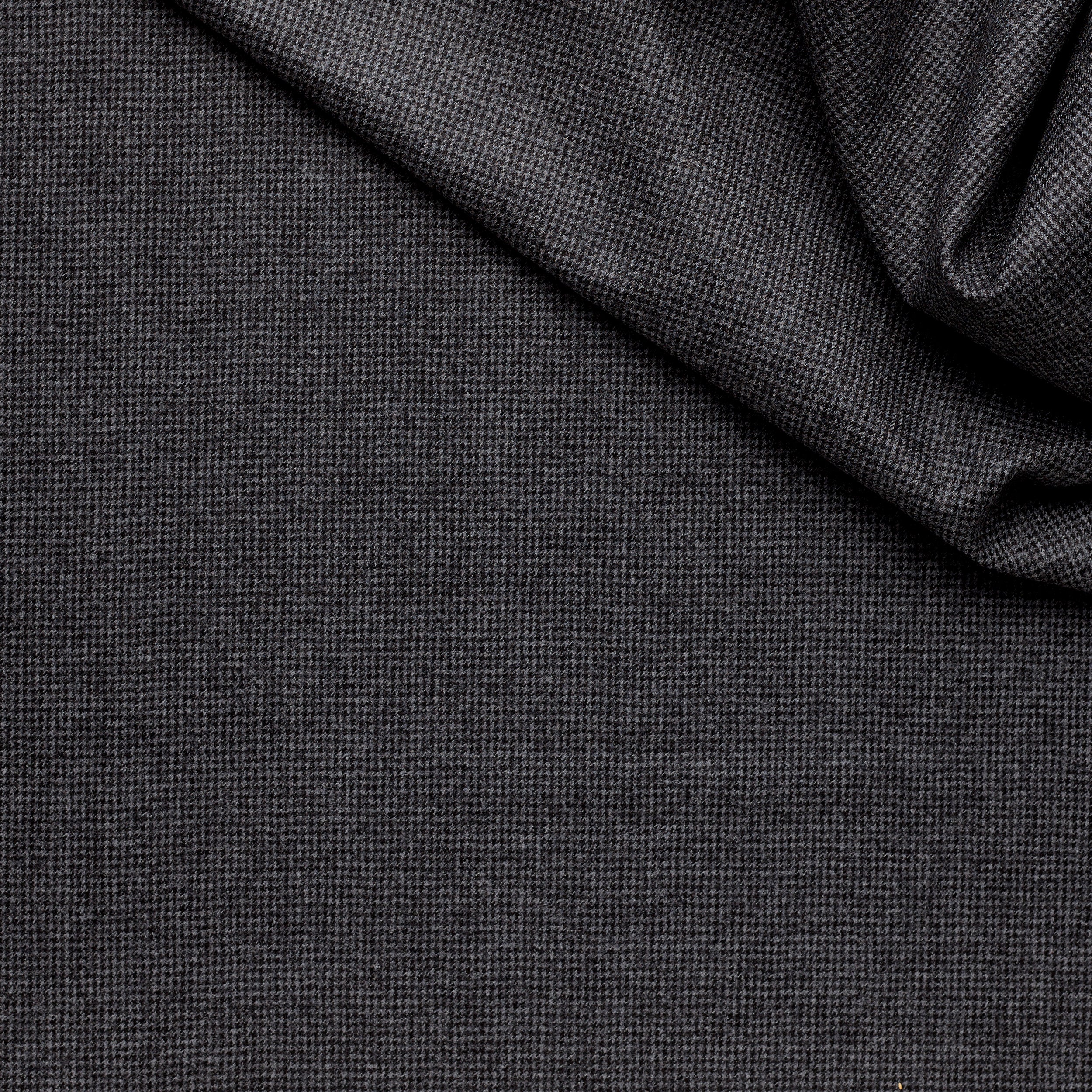 WF2-22 : Worsted Flannel Charcoal Houndstooth