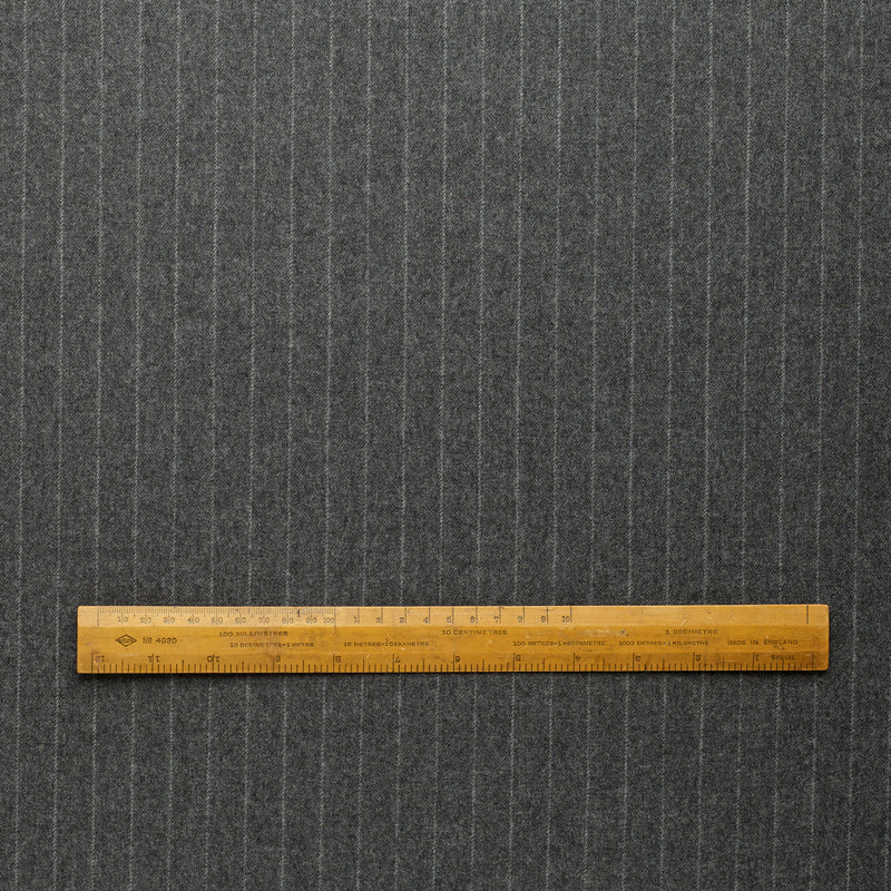 WF2-68 : Worsted Flannel Grey Chalk Stripe