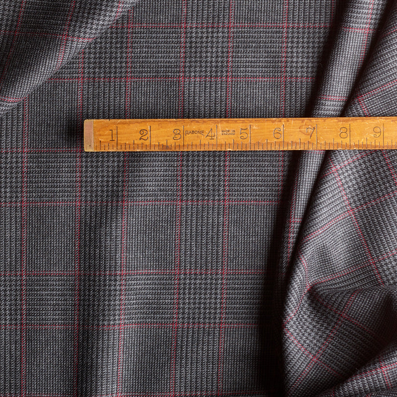WT2 : Worsted Classics Grey Guarded Glen Check with Red Deco