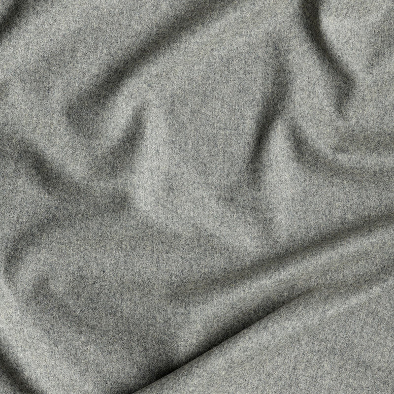 CL2-1 : Classic Flannel Plain Soft Grey