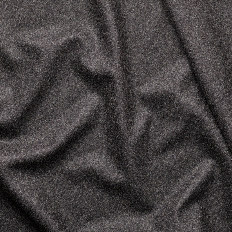 CL2-3 : Classic Flannel Plain Charcoal