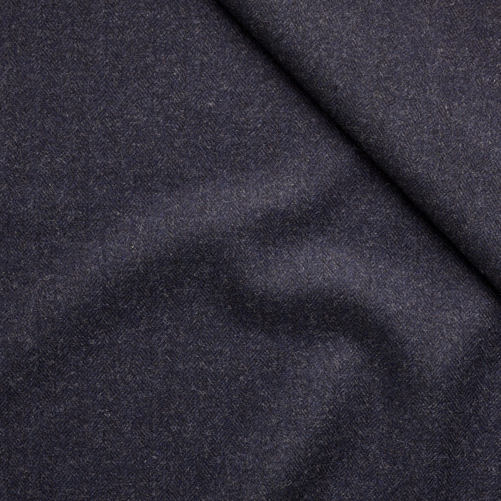 CT13_CharNavyHerringbone_Overc