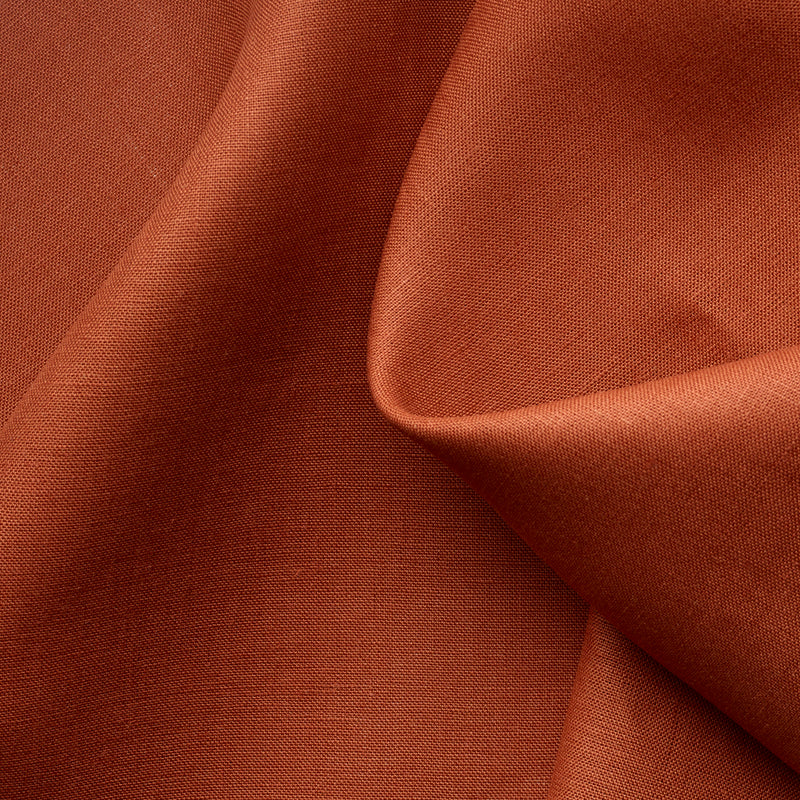 FL8 : Fox Linen Plainweave Burnt Orange