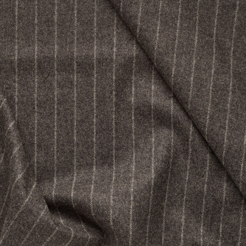 CL2-48 : Classic Flannel Wide Chalk Stripe Mid Grey