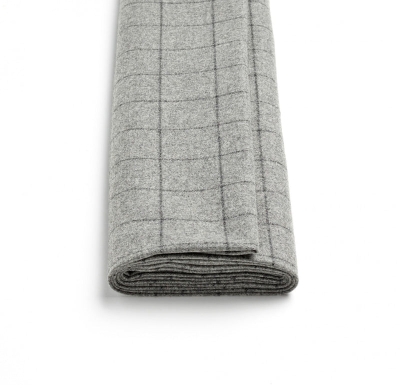 HF3 : Soft Grey Windowpane Flannel